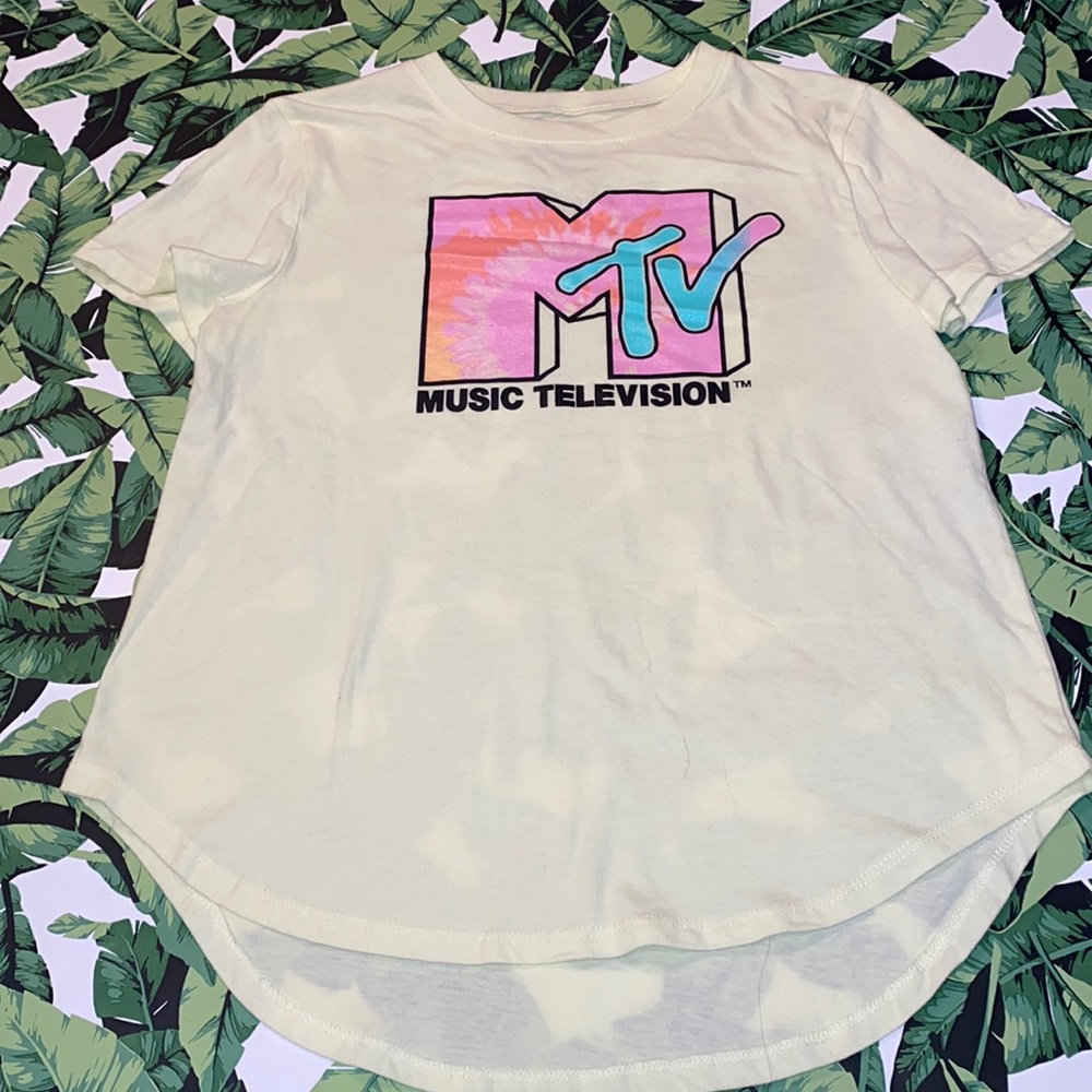 MTV Pastel Yellow Women’s Shirt Size Large